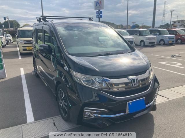 honda stepwagon 2015 CFJ1864819 image 1