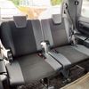 toyota noah 2018 CARSENSOR_JP_AU6398908500 image 21