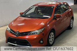 toyota auris 2013 CFJ1637602