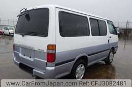 car_200f2f04-4e4f-44db-8347-