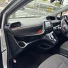 toyota sienta 2019 -TOYOTA--Sienta 6AA-NHP170G--NHP170-7189703---TOYOTA--Sienta 6AA-NHP170G--NHP170-7189703- image 9