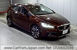 volvo v40 2018 -VOLVO 【愛媛 300ら7436】--Volvo V40 MB420XC-YV1MZ402CJ2152206---VOLVO 【愛媛 300ら7436】--Volvo V40 MB420XC-YV1MZ402CJ2152206-