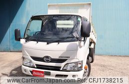 hino dutro 2017 CFJ1738215