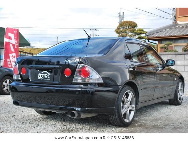 Used TOYOTA ALTEZZA 2004/Feb CFJ8145883 in good condition for sale