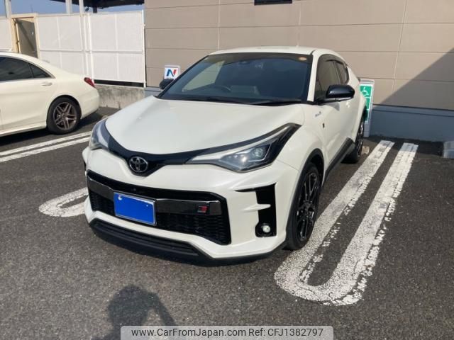 toyota c-hr 2020 -TOYOTA--C-HR 6AA-ZYX11--ZYX11-2018328---TOYOTA--C-HR 6AA-ZYX11--ZYX11-2018328- image 1