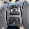 lexus is 2017 CFJ1772267 image 11