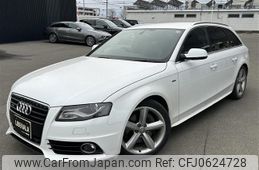 audi a4 2011 -AUDI--Audi A4 ABA-8KCDNF--WAUZZZ8K5BA082437---AUDI--Audi A4 ABA-8KCDNF--WAUZZZ8K5BA082437-