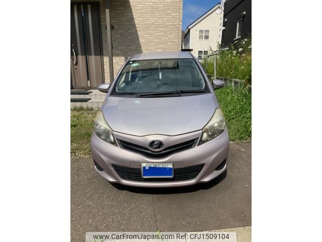 toyota vitz 2011 CFJ1509104 image 1