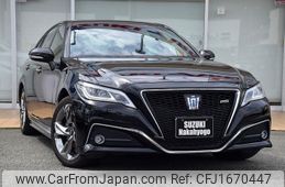 toyota crown-hybrid 2020 CFJ1670447