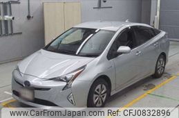 toyota prius 2018 -TOYOTA--Prius DAA-ZVW55--ZVW55-8064964---TOYOTA--Prius DAA-ZVW55--ZVW55-8064964-