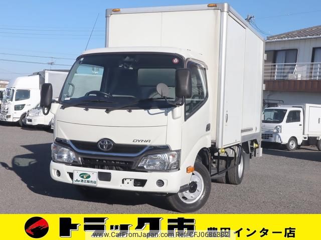 toyota dyna-truck 2017 GOO_NET_EXCHANGE_0207851A30250114W002 image 1