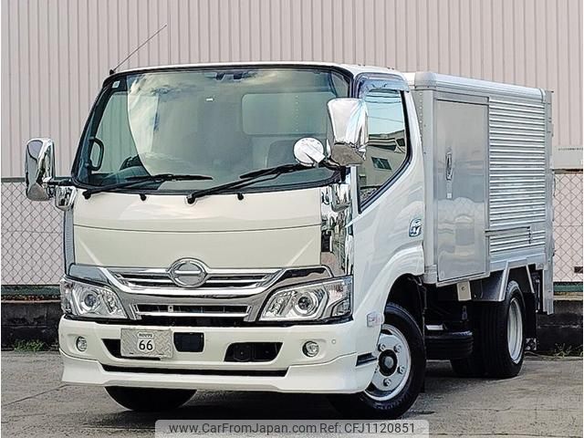 hino dutro 2019 GOO_NET_EXCHANGE_0706903A30250502W001 image 1