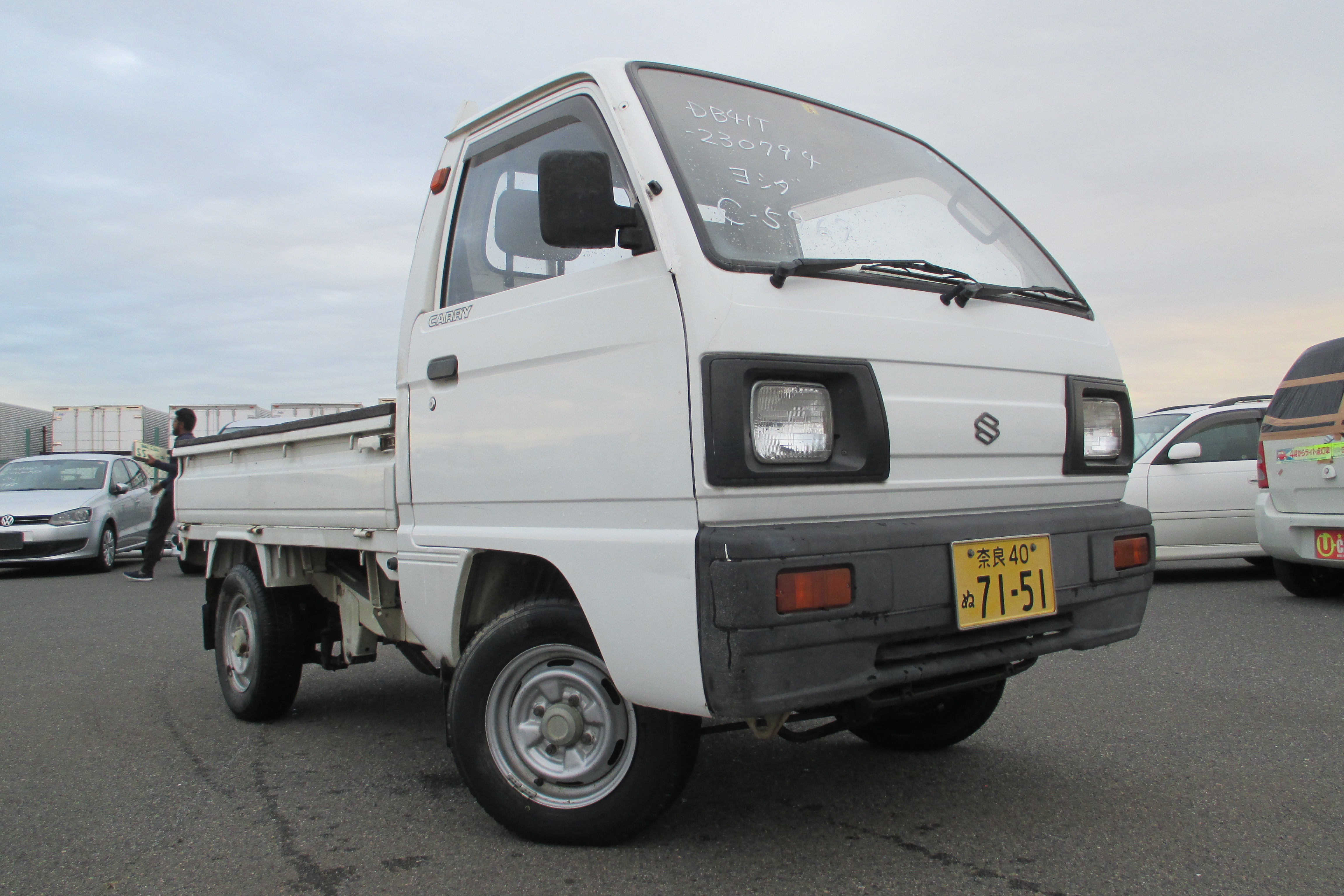 car_2054623e-9b15-404a-909f-