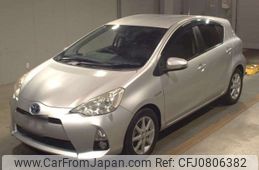 toyota aqua 2013 -TOYOTA--AQUA DAA-NHP10--NHP10-6191382---TOYOTA--AQUA DAA-NHP10--NHP10-6191382-