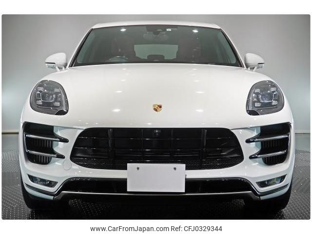 porsche macan 2017 quick_quick_ABA-J1H3_WP1ZZZ95ZHLB72915 image 2