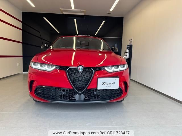 alfa-romeo alfa-romeo-others 2023 CFJ1723427 image 2