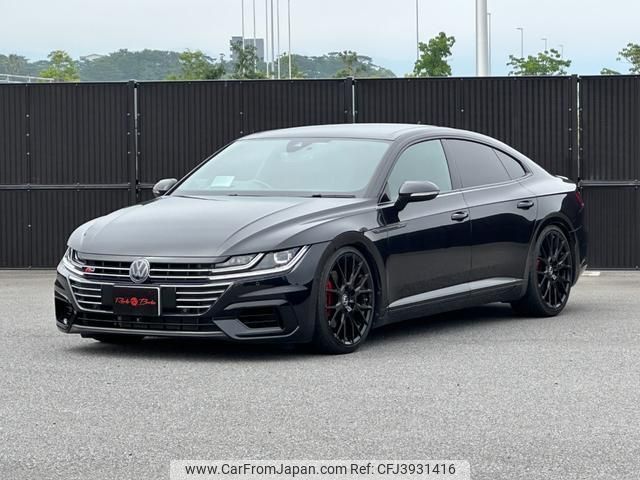 volkswagen arteon 2018 quick_quick_3HDJHF_WVWZZZ3HZJE503558 image 1