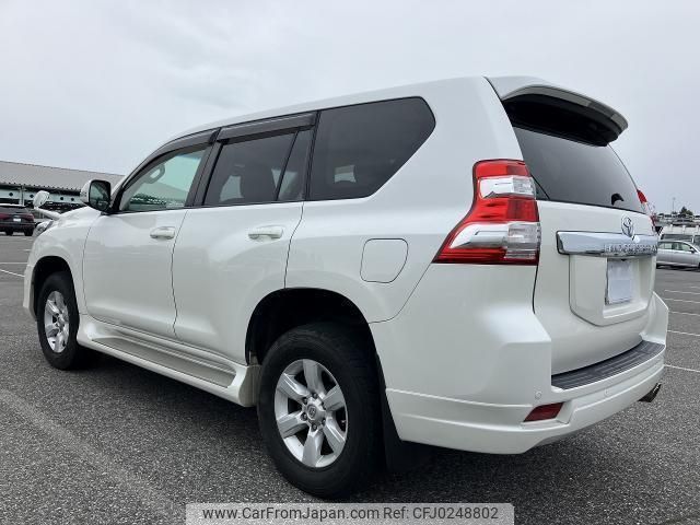 toyota land-cruiser-prado 2016 quick_quick_LDA-GDJ150W_GDJ150-0010797 image 2