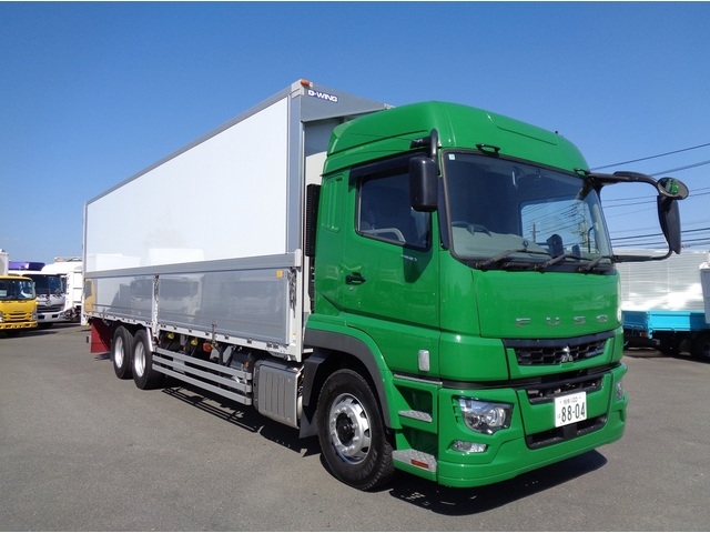 Great 7 くじゃく car_208e4701-dd44-42a3-9d3a-