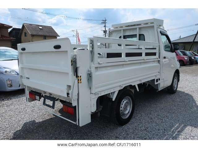 toyota townace-truck 2023 CFJ1716011 image 2