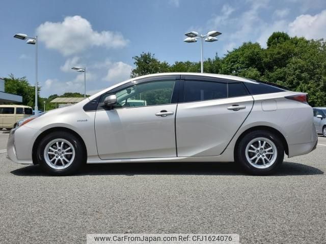 toyota prius 2016 CFJ1624076 image 2