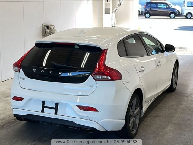 volvo v40 2013 -VOLVO--Volvo V40 MB4164T-D2047401---VOLVO--Volvo V40 MB4164T-D2047401- image 2