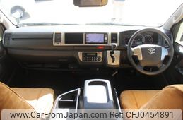 toyota hiace-wagon 2015 GOO_JP_700040407230241116002