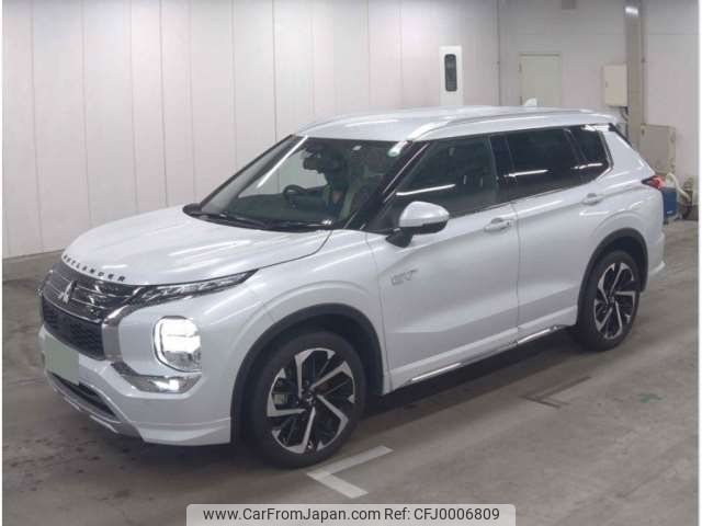 mitsubishi outlander-phev 2023 -MITSUBISHI 【福岡 354ﾙ 328】--Outlander PHEV 5LA-GN0W--GN0W-0304102---MITSUBISHI 【福岡 354ﾙ 328】--Outlander PHEV 5LA-GN0W--GN0W-0304102- image 2