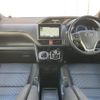 toyota voxy 2017 CFJ1859909 image 16