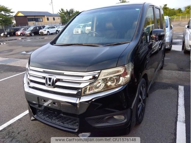 honda stepwagon 2012 CFJ1576148 image 1