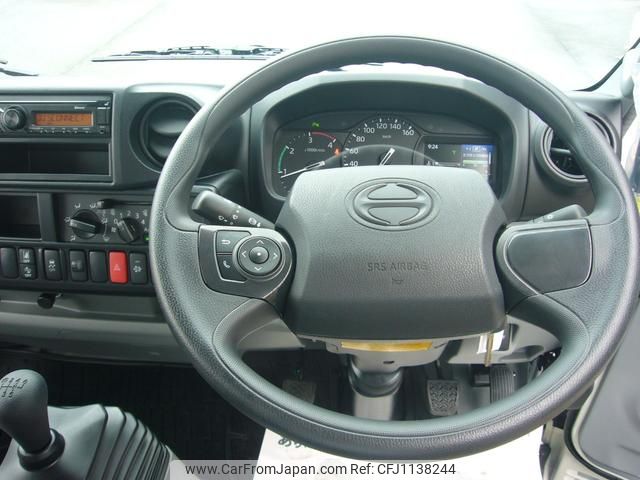 hino dutro 2024 GOO_NET_EXCHANGE_0804665A30250511W002 image 2