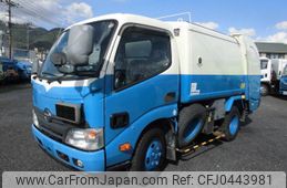 hino dutro 2013 GOO_NET_EXCHANGE_0802755A30241113W003