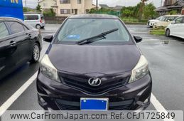 toyota vitz 2014 CFJ1725849
