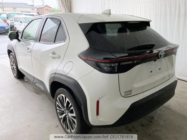 toyota yaris-cross 2021 CFJ1781616 image 2