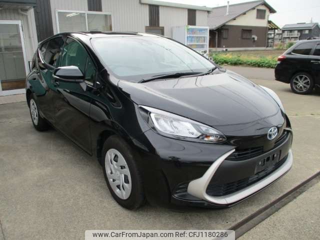 toyota aqua 2022 -TOYOTA--AQUA GAA-MXPK11--MXPK11-2054492---TOYOTA--AQUA GAA-MXPK11--MXPK11-2054492- image 1
