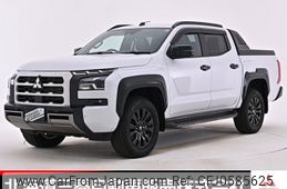 mitsubishi triton 2025 CFJ0585625