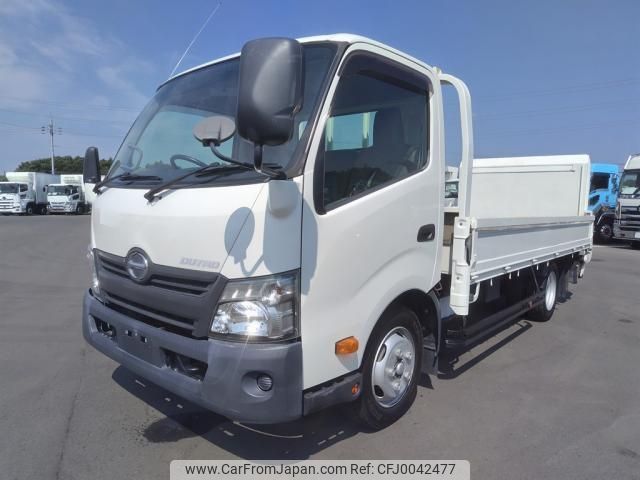 hino dutro 2017 CFJ0042477 image 1