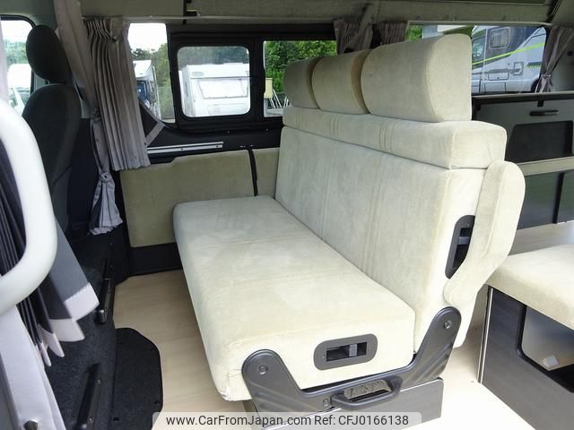 toyota hiace-wagon 2017 GOO_JP_700050416230240902003 image 2