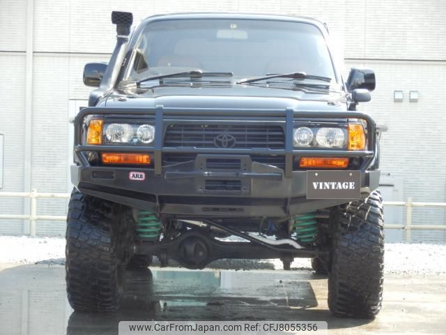 よっしー 8-97549742-0 Front Fender suitable for ISUZU DMAX2021