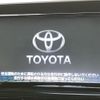 toyota c-hr 2020 quick_quick_6AA-ZYX11_ZYX11-2026558 image 9