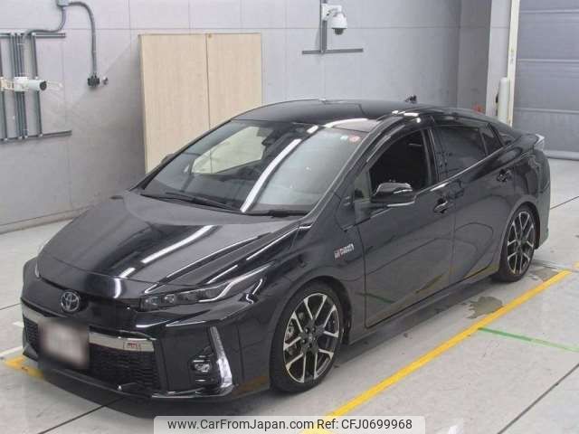 toyota prius-phv 2017 -TOYOTA--Prius PHV DLA-ZVW52--ZVW52-3063560---TOYOTA--Prius PHV DLA-ZVW52--ZVW52-3063560- image 1