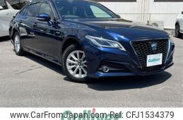 toyota crown 2018 CFJ1534379