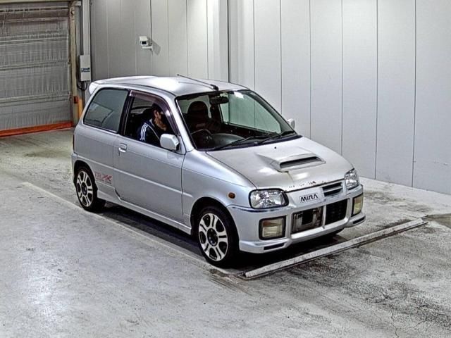 car_2105404c-cadd-45df-95da-