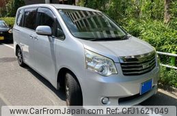 toyota noah 2010 CFJ1621049