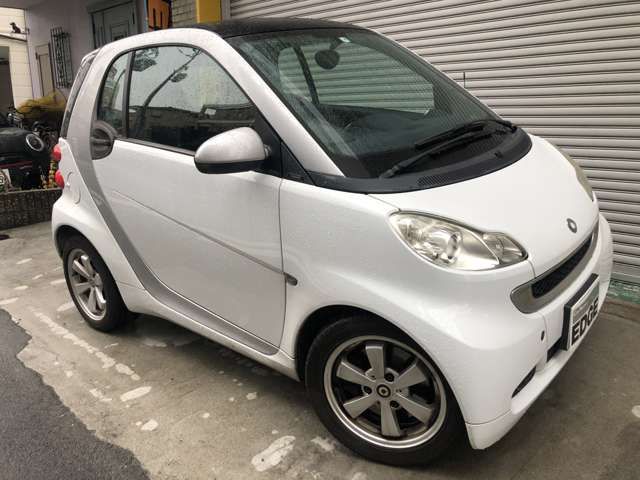 smart fortwo-coupe 2011 6 image 2