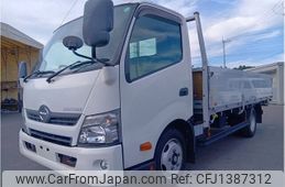 hino dutro 2014 CFJ1387312