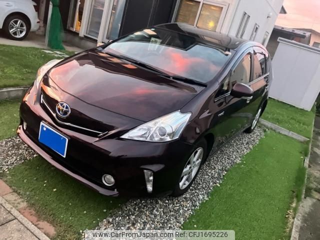 toyota prius-α 2014 CFJ1695226 image 2