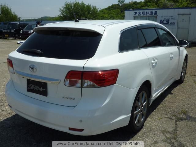toyota avensis 2012 CFJ1599540 image 2