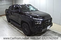 mitsubishi triton 2024 CFJ1742959