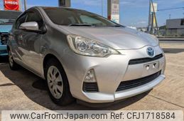 toyota aqua 2012 CFJ1718584